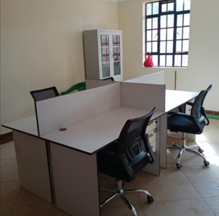 4 way workstation