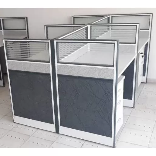 4-way office workstation