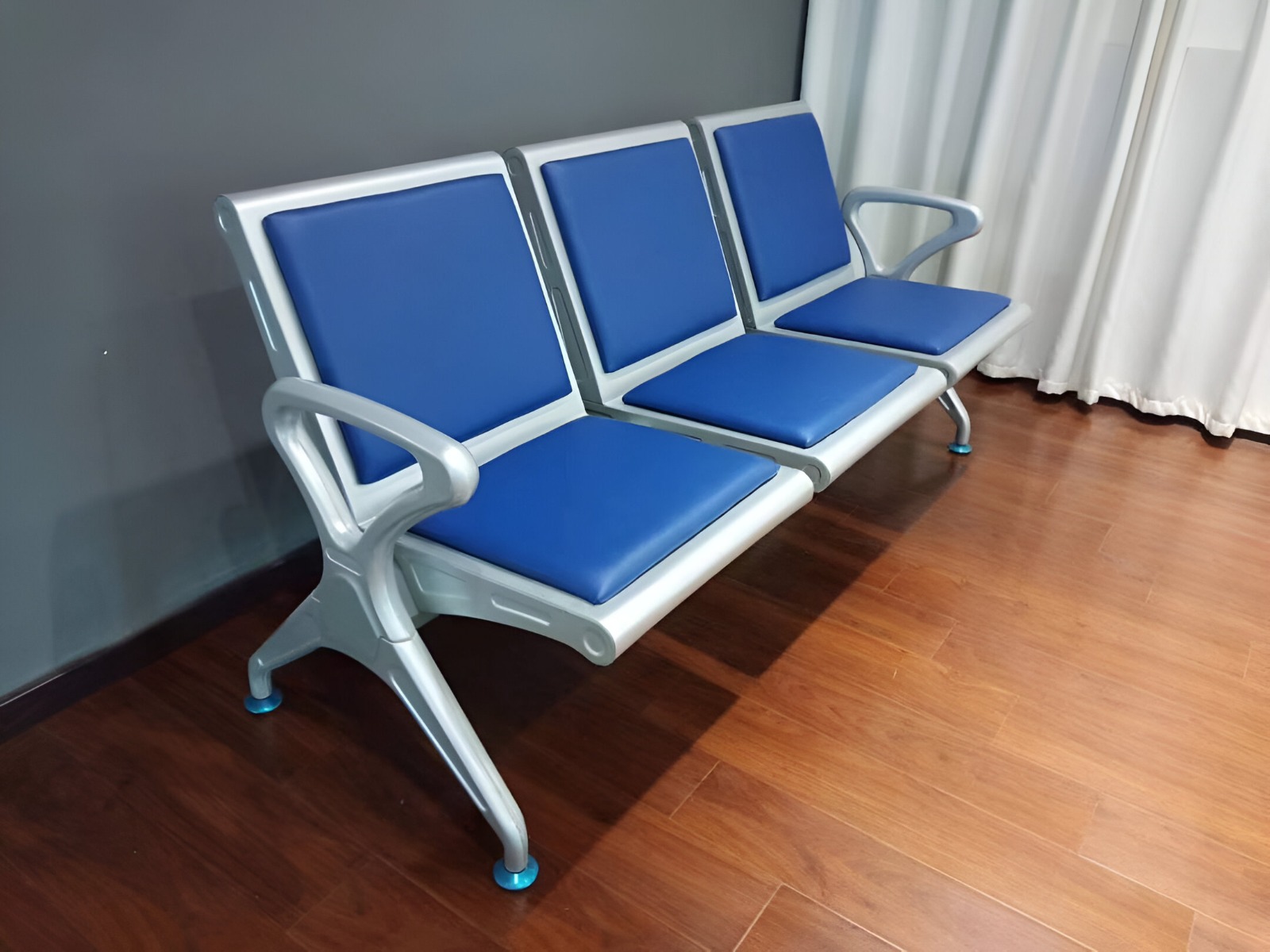3-Seater Airport Style Waiting Bench - Image 4